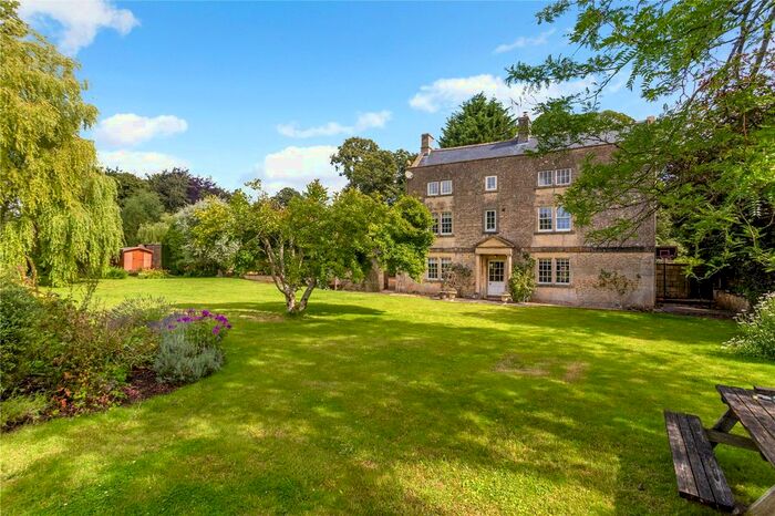 6 Bedroom Detached House For Sale In High Street, Tormarton, GL9