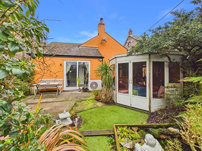 2 Bedroom End Of Terrace House For Sale In Newport Street, Millbrook, PL10