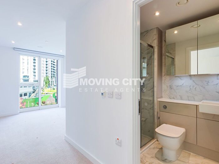 2 Bedroom Flat To Rent In Weymouth Building, Deacon Street, SE17