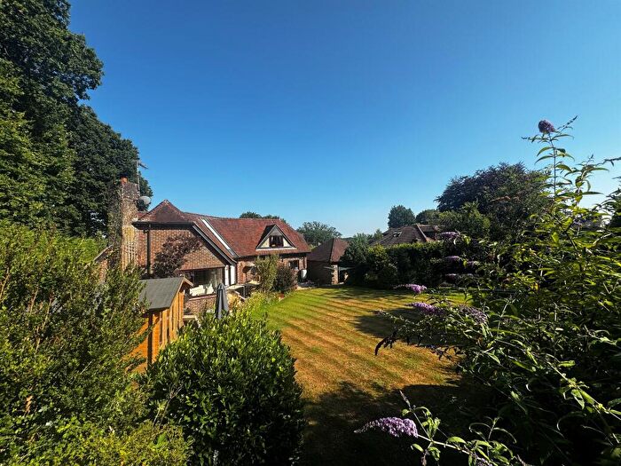 4 Bedroom Detached House For Sale In Alderholt Road, Sandleheath, Fordingbridge, SP6