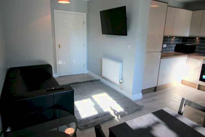 4 Bedroom Private Hall To Rent In Chelsea Mews, Lancaster, LA1