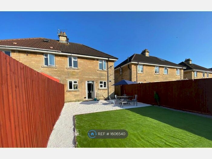 4 Bedroom Semi-Detached House To Rent In Bath, Bath, BA2