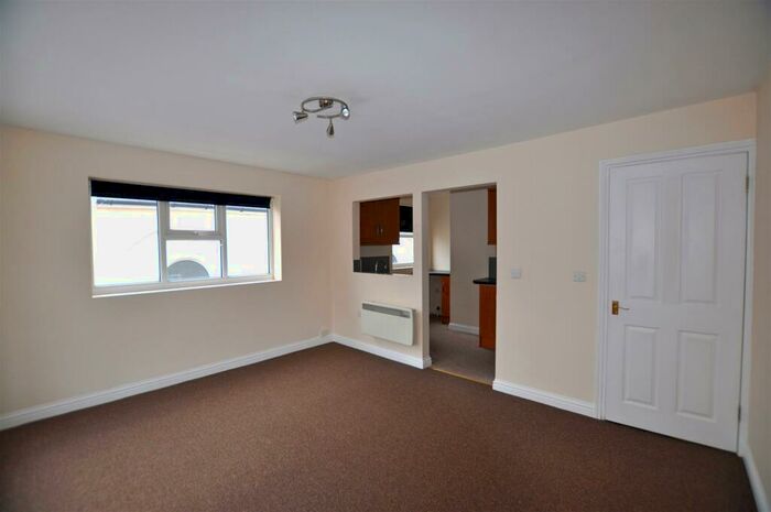2 Bedroom Apartment To Rent In High Street, Hailsham, BN27