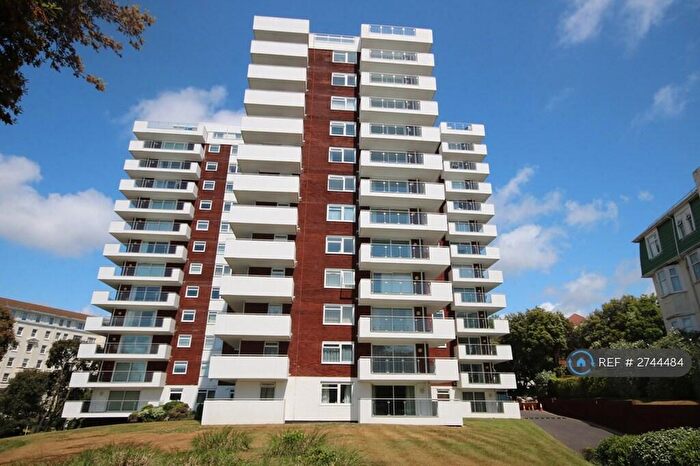 3 Bedroom Flat To Rent In Forest House, Bournemouth, BH1