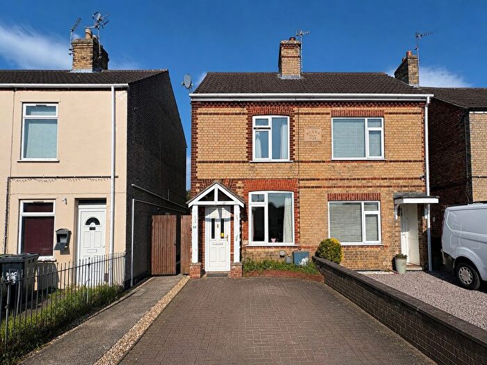 4 Bedroom Semi Detached House For Sale In Middletons Road, Yaxley, Peterborough, PE7