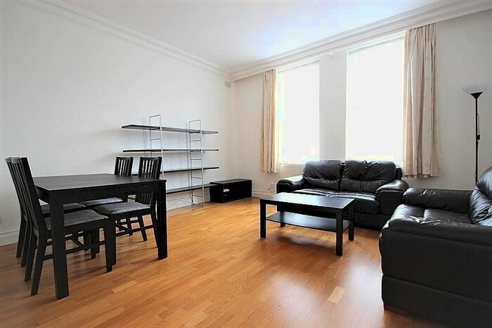 2 Bedroom Flat To Rent In Warwick Road, Ealing, London, W5