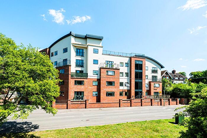 2 Bedroom Apartment For Sale In Brook Street, Tring, HP23