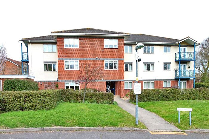1 Bedroom Flat For Sale In Portland Place, Park Drive, Longfield, Kent, DA3