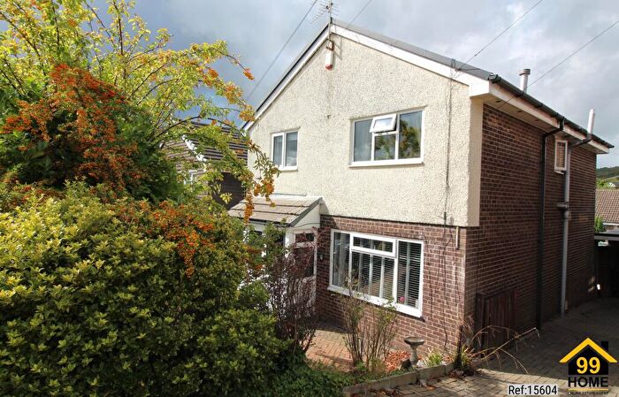 4 Bedroom Detached House For Sale In Sandringham Grove, Haslingden, Rossendale, Lancashire, BB4