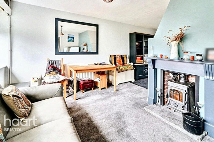 5 Bedroom Bungalow For Sale In Pudding Pie Close, Bristol, BS40