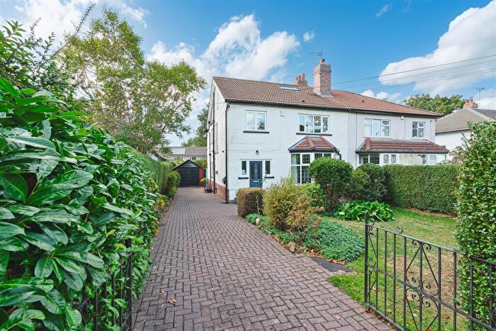 5 Bedroom Semi Detached House For Sale In Primley Park Road, Leeds, LS17