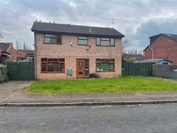 3 Bedroom Detached House To Rent In Glaisdale Gardens, Wolverhampton, West Midlands, WV6