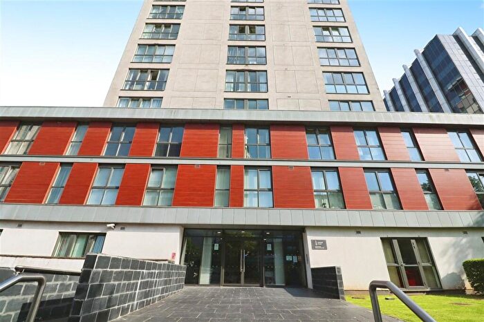 1 Bedroom Flat For Sale In Newport Road, Cardiff, CF24