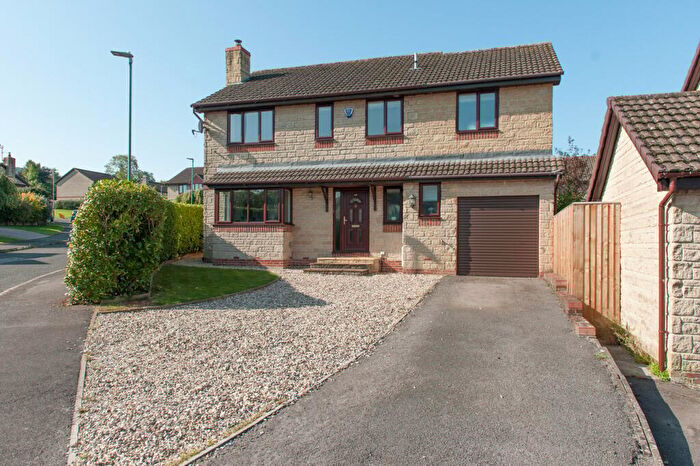 4 Bedroom Detached House For Sale In Borough Close, Kings Stanley, Stonehouse, GL10