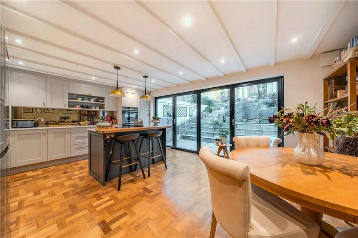 3 Bedroom Detached House For Sale In Church Road, North Waltham, Basingstoke, Hampshire, RG25