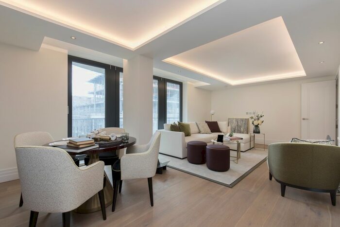 2 Bedroom Flat To Rent In Kensington Gardens Square, London, W2