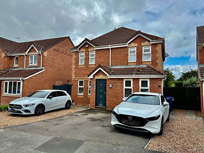 4 Bedroom Detached House For Sale In Newfield Close, Barnby Dun, Doncaster, DN3