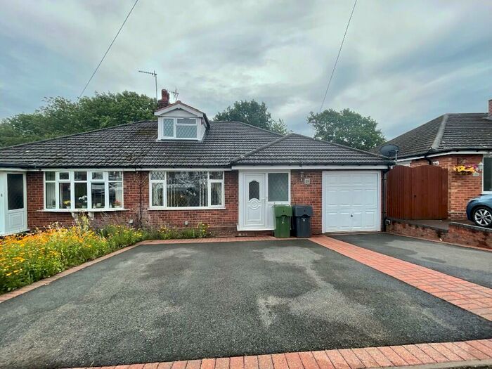 3 Bedroom Semi-Detached House To Rent In Arden Road, Birmingham, B47