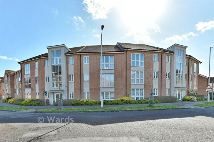 2 Bedroom Flat For Sale In Thistle Hill Way, Minster On Sea, Sheerness, Kent, ME12