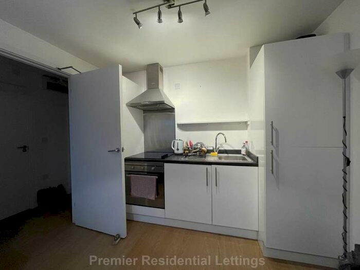 1 Bedroom Apartment To Rent In Stand Lane, Radcliffe, M26