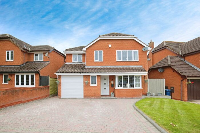 4 Bedroom Detached House For Sale In Moat Drive, Drayton Bassett, Tamworth, B78