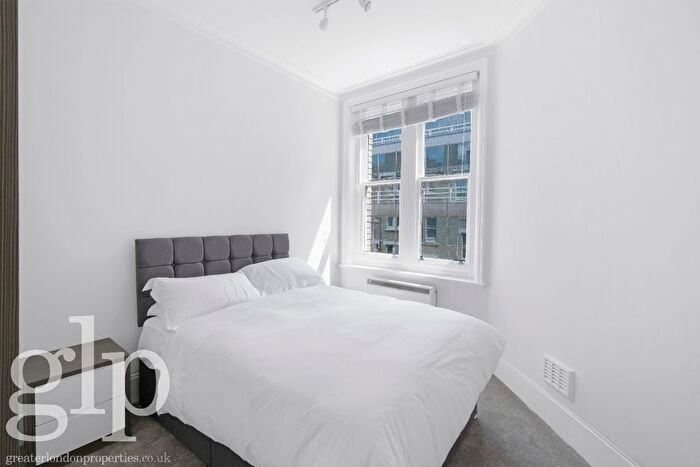 1 Bedroom Flat To Rent In Burleigh Mansions, Charing Cross Road, London, Greater London, Covent Garden, WC2H