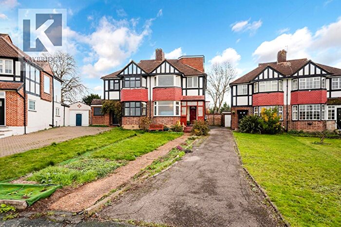 4 Bedroom Semi Detached House For Sale In Parklawn Avenue, Epsom, KT18