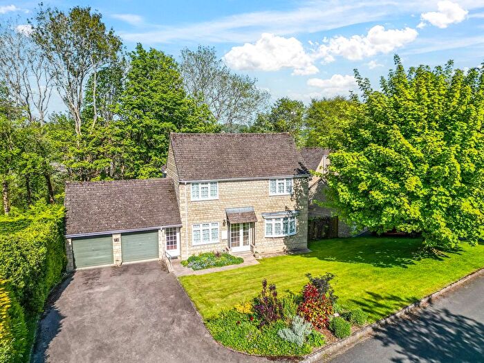4 Bedroom Detached House For Sale In Bownham Mead, Rodborough Common, Stroud, GL5