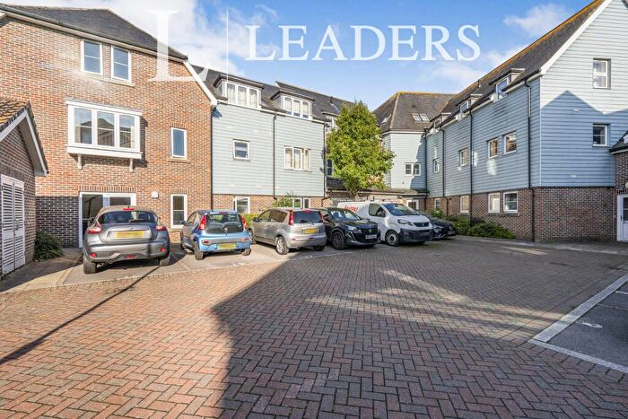 2 Bedroom Flat To Rent In Broadacre Place, Fareham, PO14