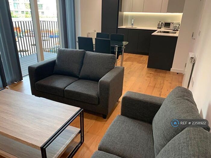 1 Bedroom Flat To Rent In Dawson Building, London, E15