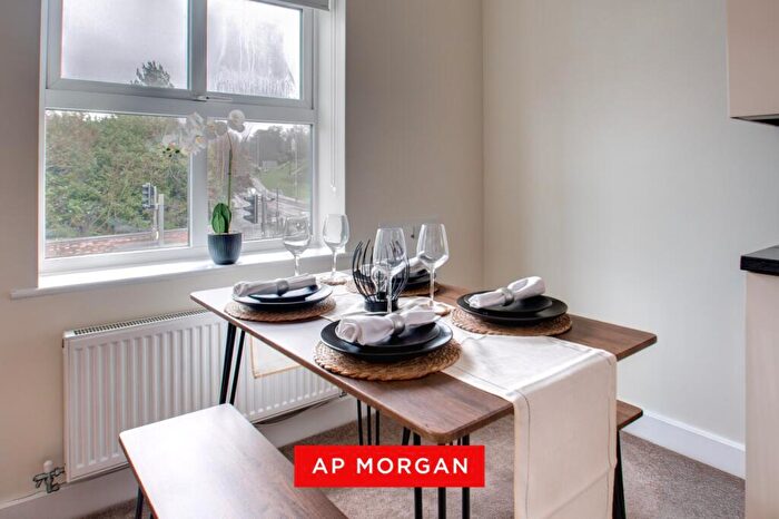 1 Bedroom Apartment For Sale In High Street, Wordsley, Dudley, DY8