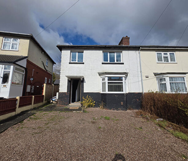 4 Bedroom Semi-Detached House To Rent In Wallace Road, Oldbury, B68