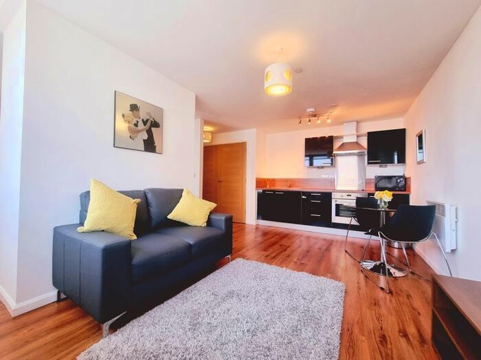 1 Bedroom Flat To Rent In Mann Island, Liverpool, L3