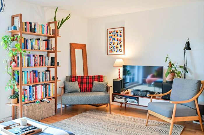 3 Bedroom House To Rent In Robert Keen Close, Peckham, London, SE15