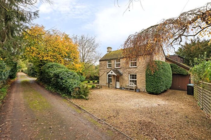 4 Bedroom Cottage To Rent In Kingham, Chipping Norton, OX7