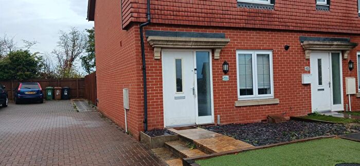 4 Bedroom Semi Detached House For Sale In Hobby Drive, Corby, NN17
