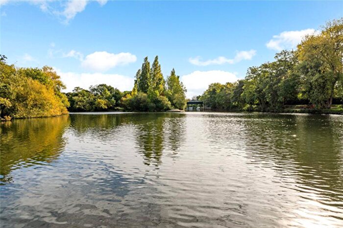 2 Bedroom Detached House To Rent In D'oyle Carte Island, Weybridge, KT13