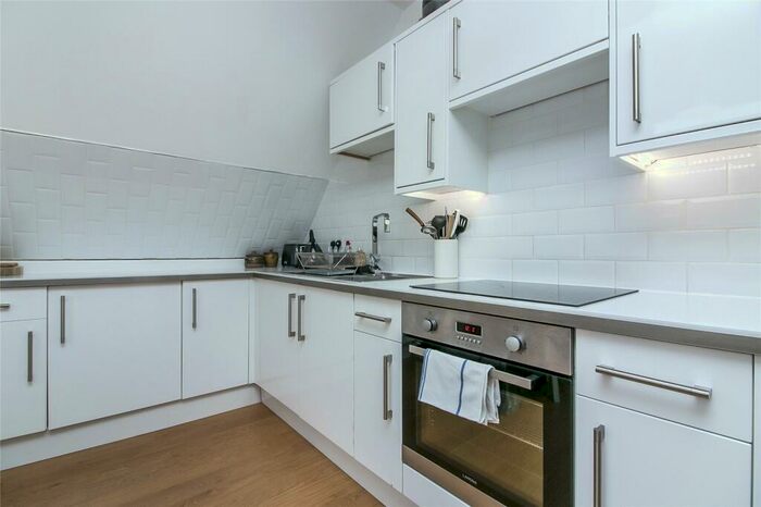 1 Bedroom Apartment To Rent In Murcia House, A St. Mark's Rise, London, E8