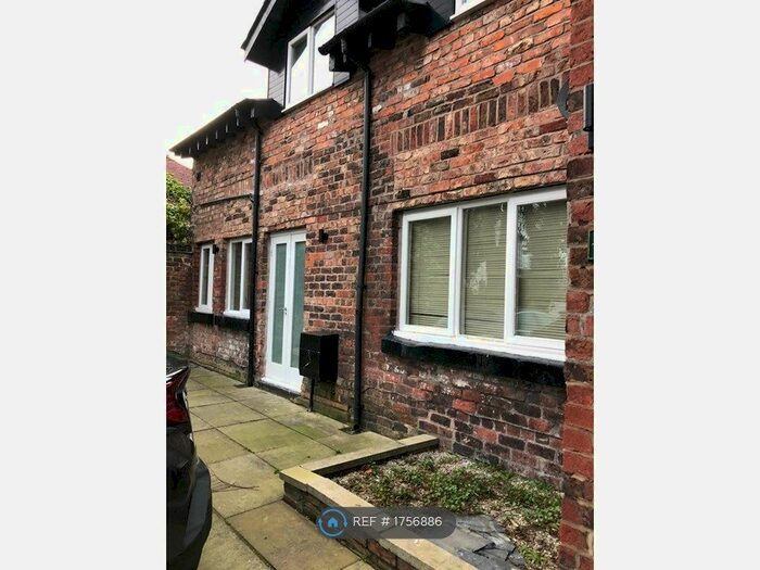 2 Bedroom Flat To Rent In Litherland Park, Liverpool, L21