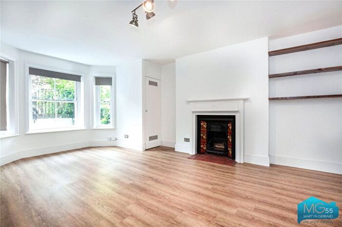 2 Bedroom Flat To Rent In Crouch Hill, Crouch End, London, N8