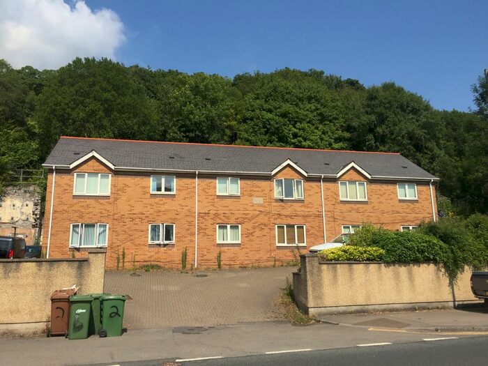 1 Bedroom Flat To Rent In Madison Gardens, St Mary Street, Risca, NP11
