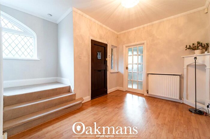 Detached House To Rent In Harborne Road, Birmingham, West Midlands, B15