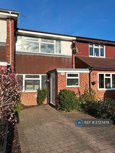2 Bedroom Terraced House To Rent In Bois Hall Road, Addlestone, KT15