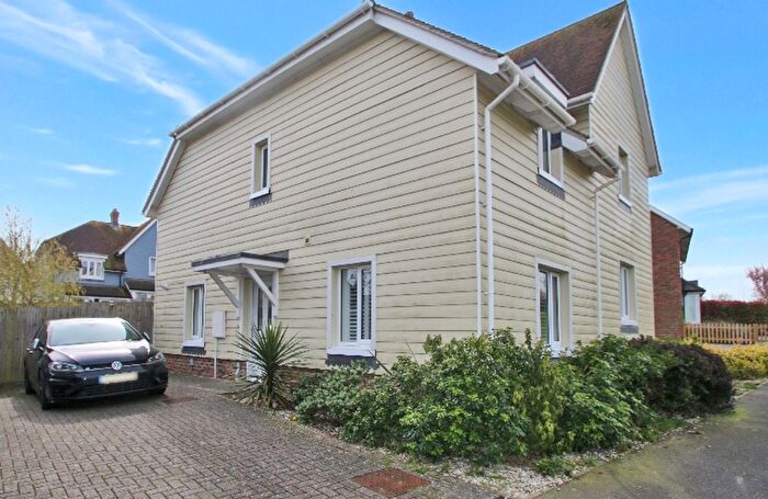 2 Bedroom Semi-Detached House For Sale In Wellington Avenue, Rye, TN31