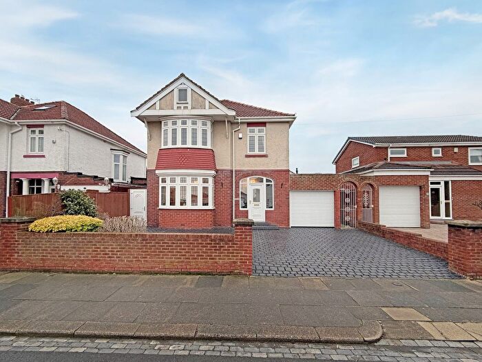 3 Bedroom Detached House For Sale In Newlands Avenue, Hartlepool, TS26