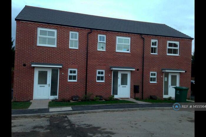 2 Bedroom Terraced House To Rent In Elm Walk, Coventry, CV4