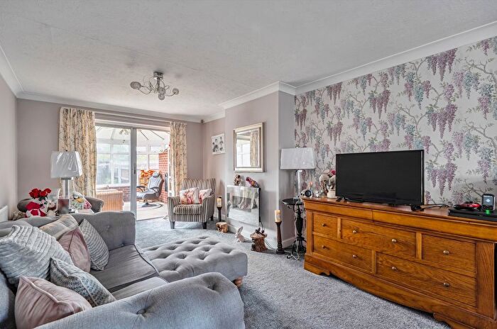 3 Bedroom Semi-Detached House For Sale In Marlborough Road, Castle Bromwich, Birmingham, West Midlands, B36