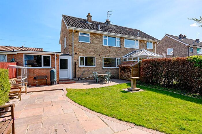 3 Bedroom Semi-Detached House For Sale In Bramley Garth, Appletree Village, York, YO31