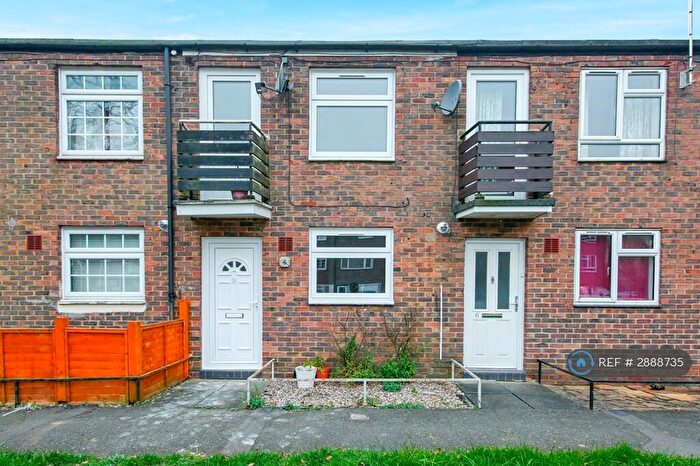 2 Bedroom Terraced House To Rent In Corcorans, Brentwood, CM15