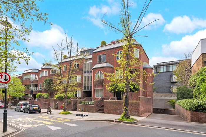 4 Bedroom Maisonette For Sale In St Edmunds Terrace, St John's Wood, London, NW8